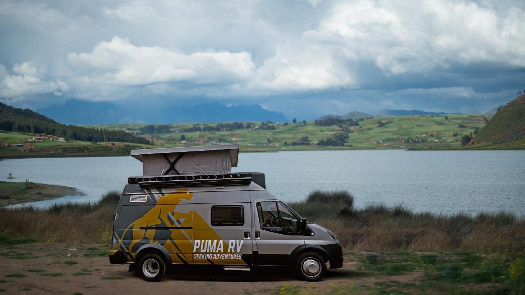 Ford Transit Campervan Hotel Cusco Exterior photo